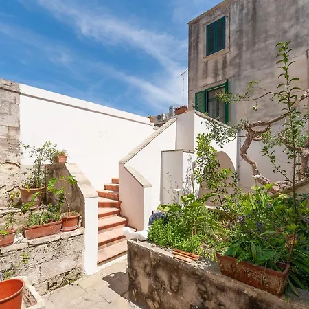 Casa In Via Seminario אוטרנטו
